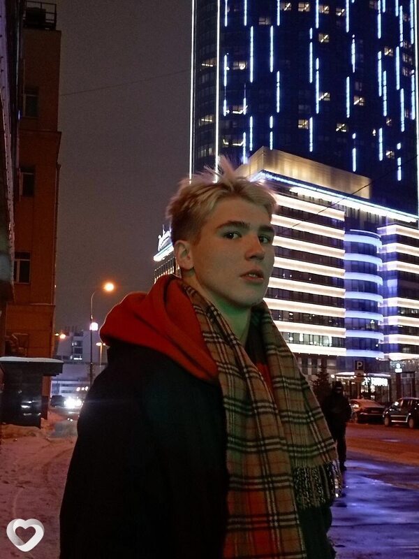 Алексей, 19, Москве — анкета №1533689
