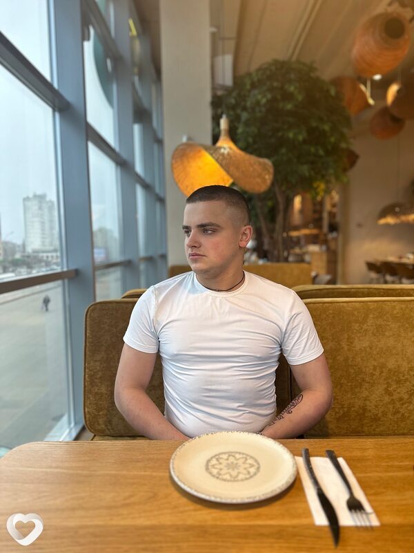 Максим, 20, Волгограде — анкета №1533605