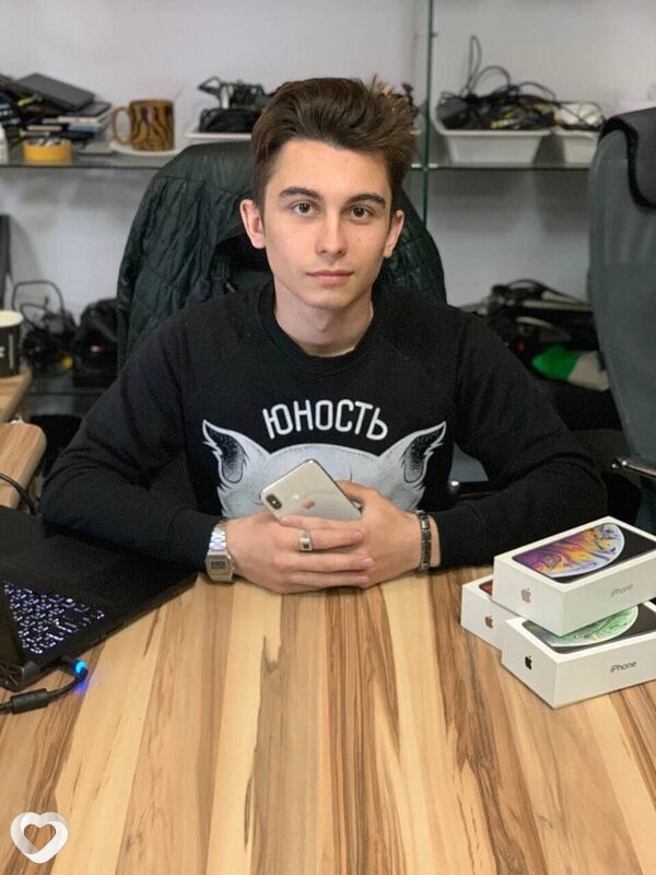 Максим, 23, Санкт-Петербурге — анкета №1534650