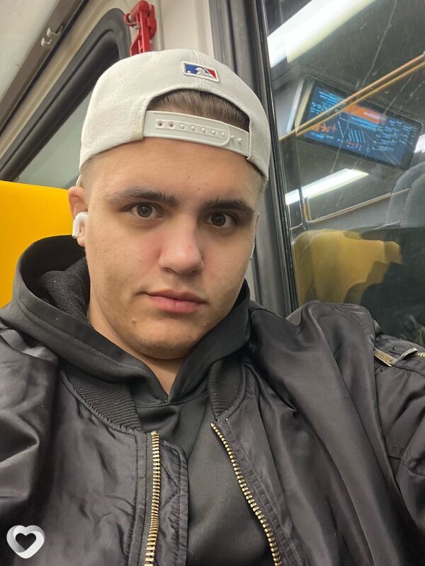 Кирилл, 22, Москве — анкета №1534839