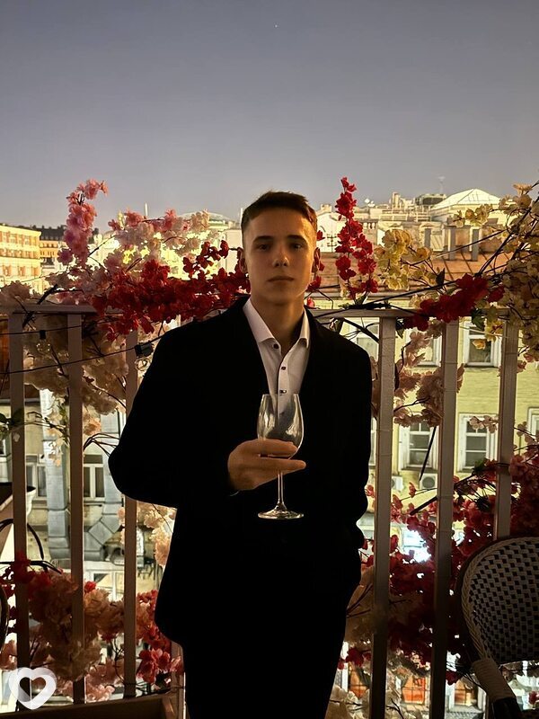 Павел, 20, Москве — анкета №1535711
