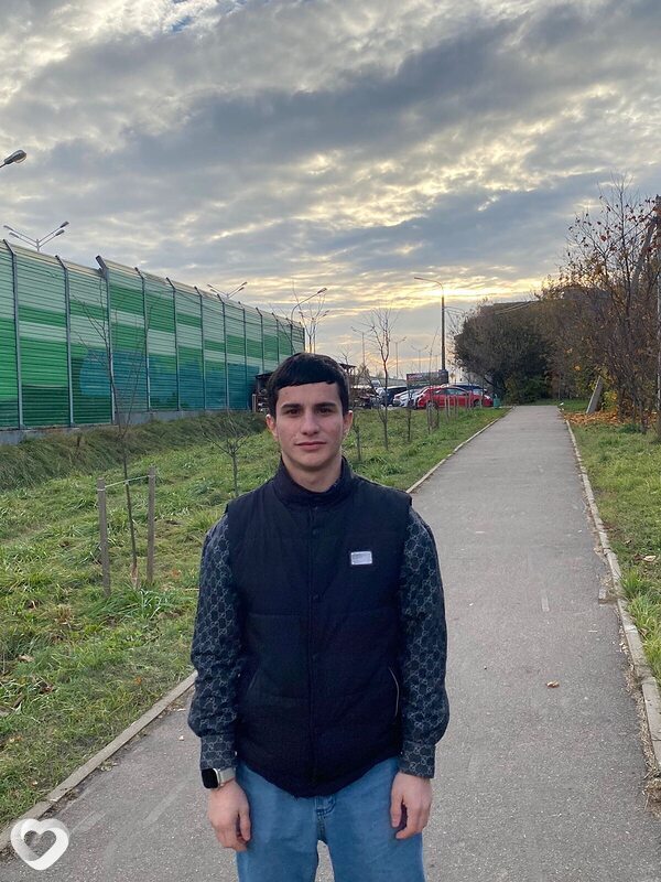 Ибрагим, 21, Москве — анкета №1535620