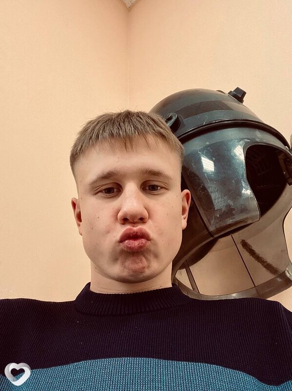 Артем, 24, Санкт-Петербурге — анкета №1536497