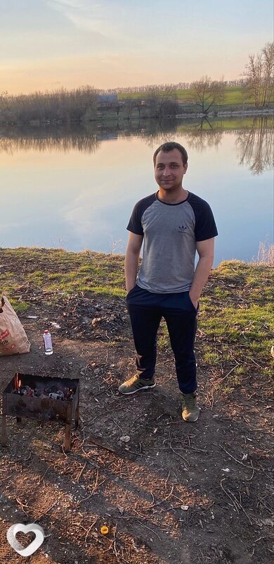 Александр, 25, Губкине — анкета №1536809