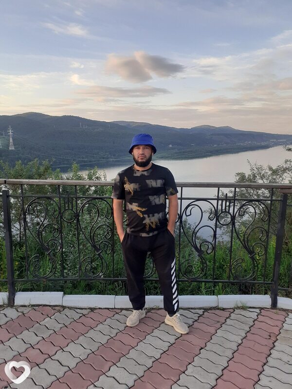 Бек, 31, Красноярске — анкета №1537091