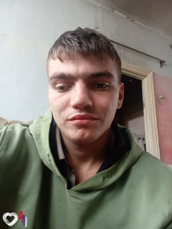 Андрей, 25, Белове — анкета №1538224