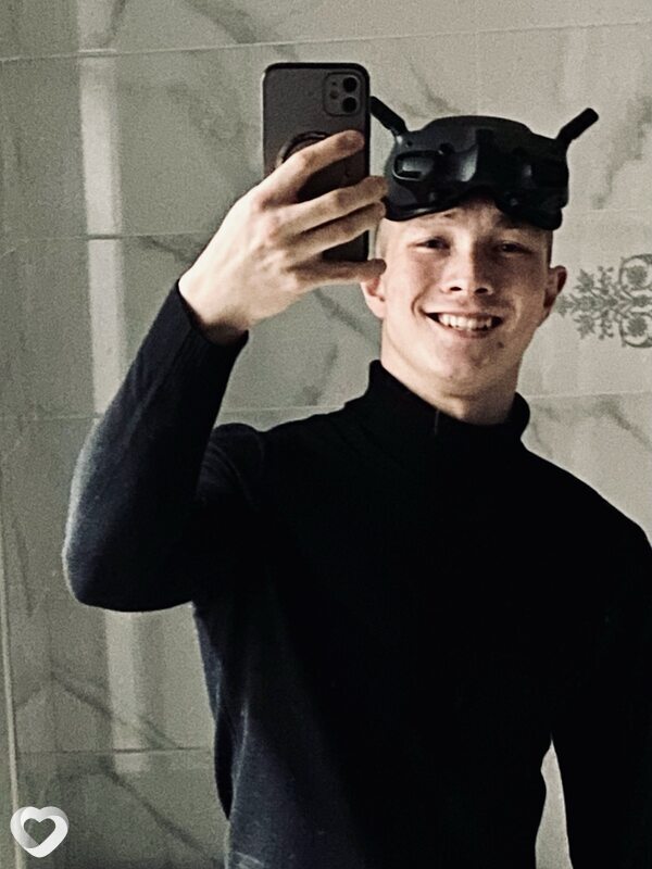 Семён, 21, Энгельсе — анкета №1538803