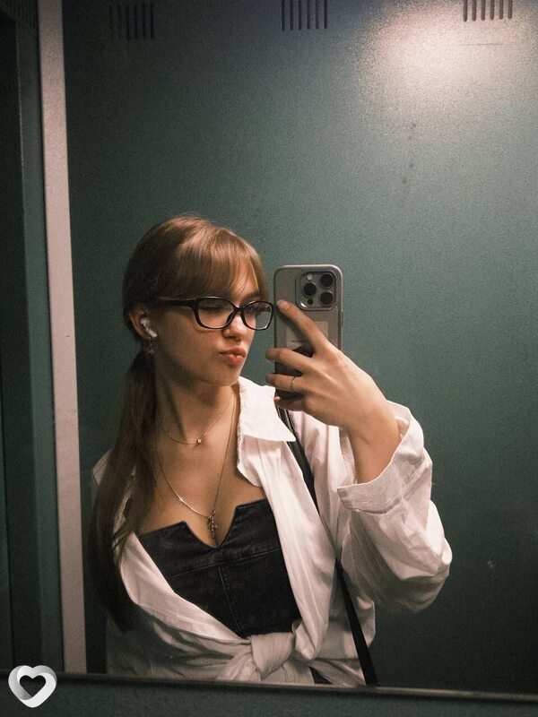 Ангелина, 25, Санкт-Петербурге — анкета №1541012