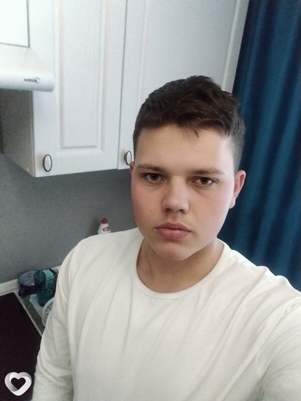 Кирилл, 21, Алматы — анкета №1541294
