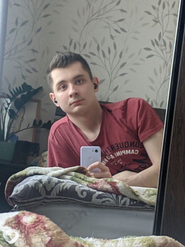 Александр, 21, Томске — анкета №1542693