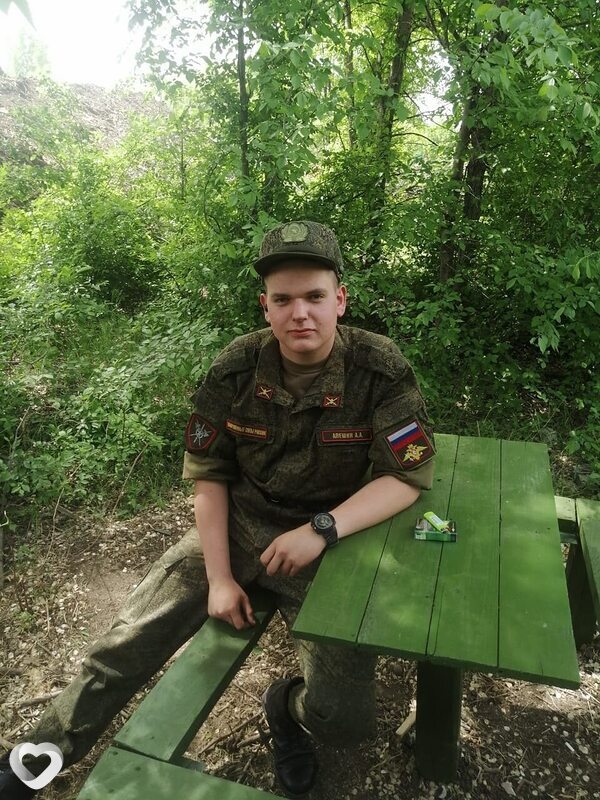 Артём, 22, Москве — анкета №1543040