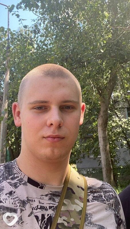 Иван, 22, Донецке — анкета №1543206