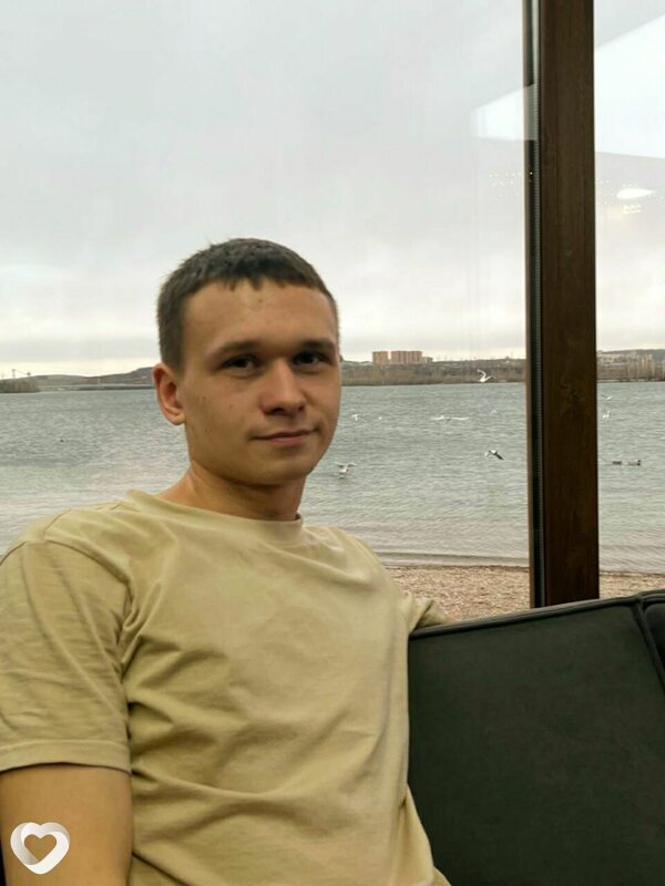 Юрий, 24, Москве — анкета №1543633