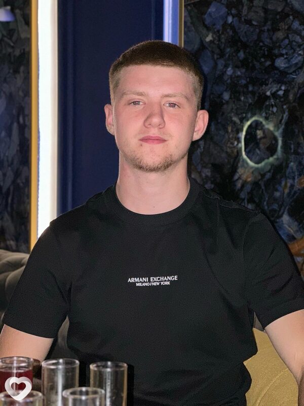 Никита, 21, Шахтинске — анкета №1543670