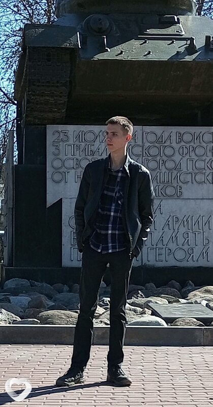 Михаил, 23, Пскове — анкета №1544922