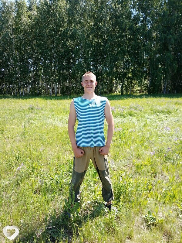 Кирилл, 21, Москве — анкета №1544155