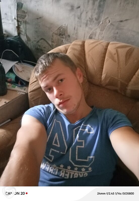 Артём, 21, Владимире — анкета №1544291