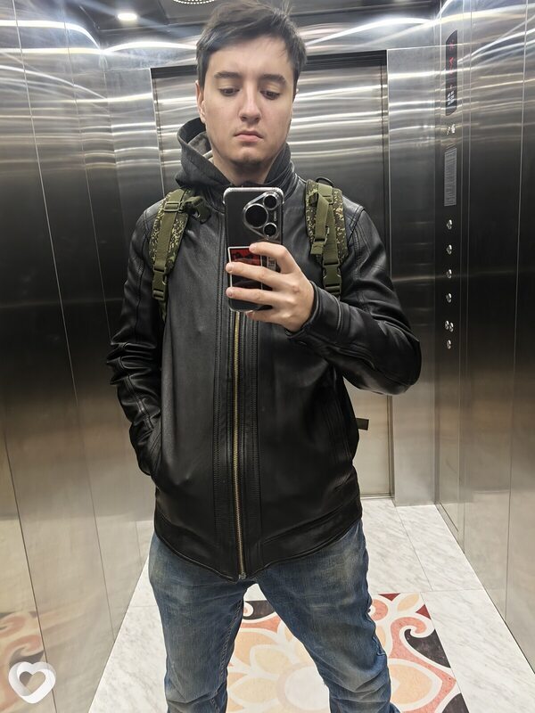 Денис, 21, Минске — анкета №1544746
