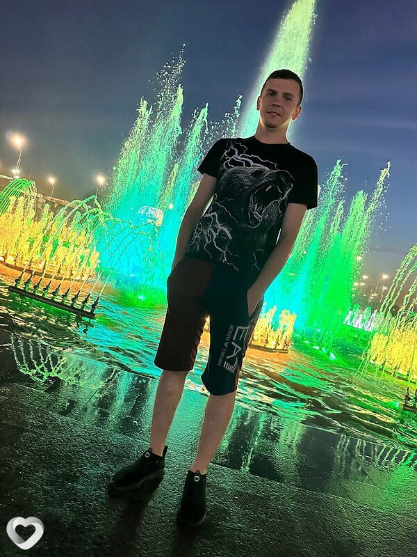 Михаил, 24, Семей — анкета №1545080