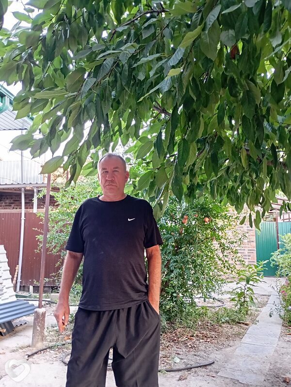 Олег, 63, Краснодаре — анкета №1546101