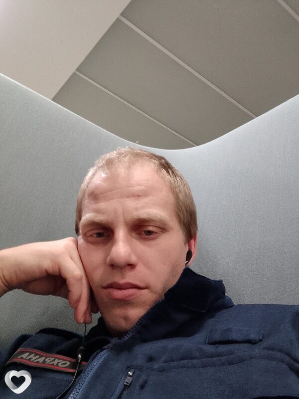 Максим, 27, Екатеринбурге — анкета №1546282