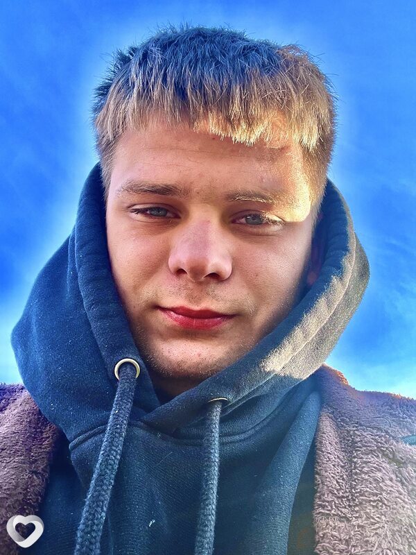 Oleg, 22, Барановичах — анкета №1546644