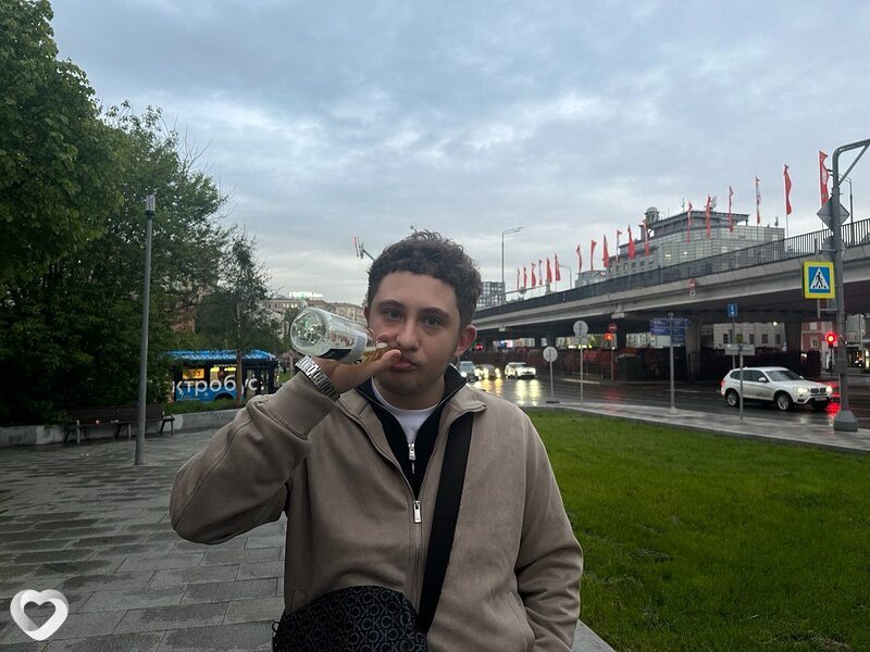 Арсений, 20, Москве — анкета №1546979