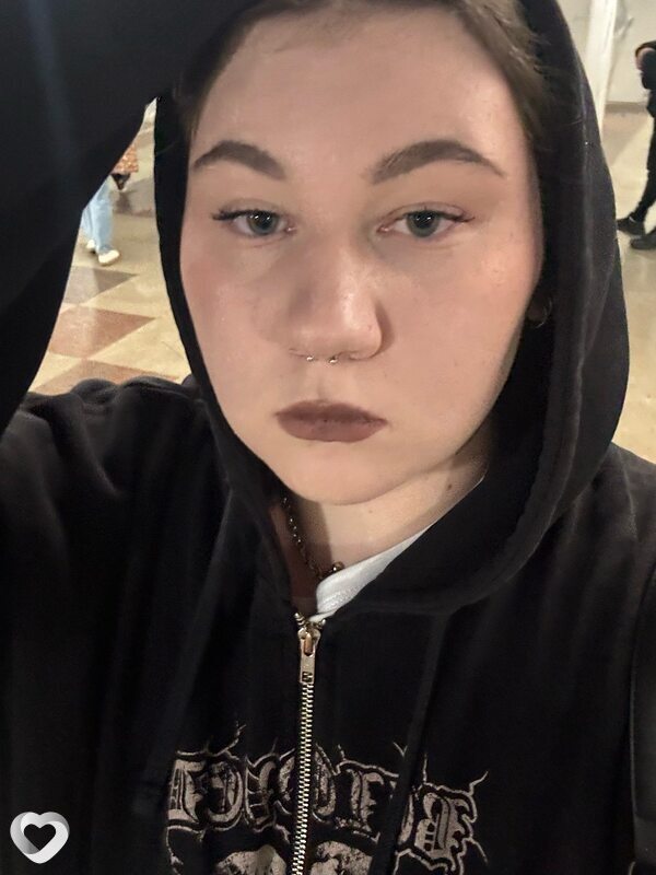 Катя, 21, Москве — анкета №1547364