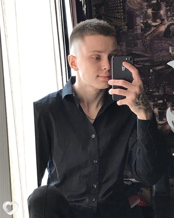 Евгений, 22, Москве — анкета №1547352