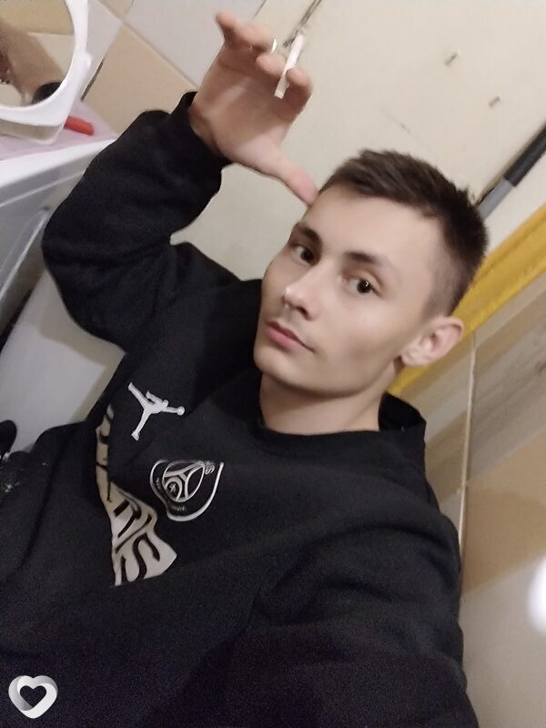 Дюша, 20, Москве — анкета №1547569