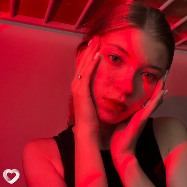 Анфиса, 20, Томске — анкета №1547669