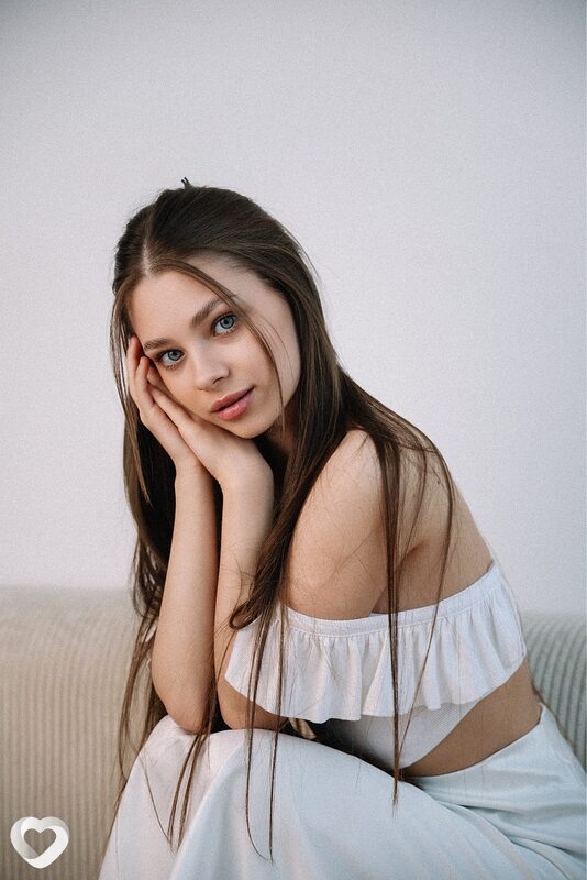 Вика, 20, Кирове — анкета №1548041
