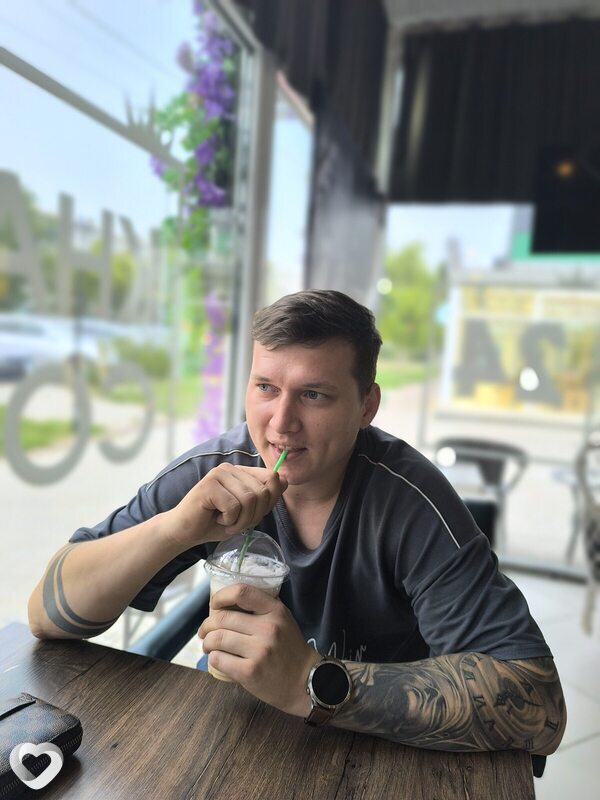 Александр, 29, Новороссийске — анкета №1548195