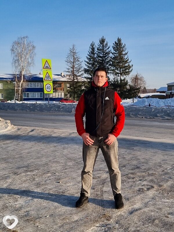 Владимир, 22, Барнауле — анкета №1548427