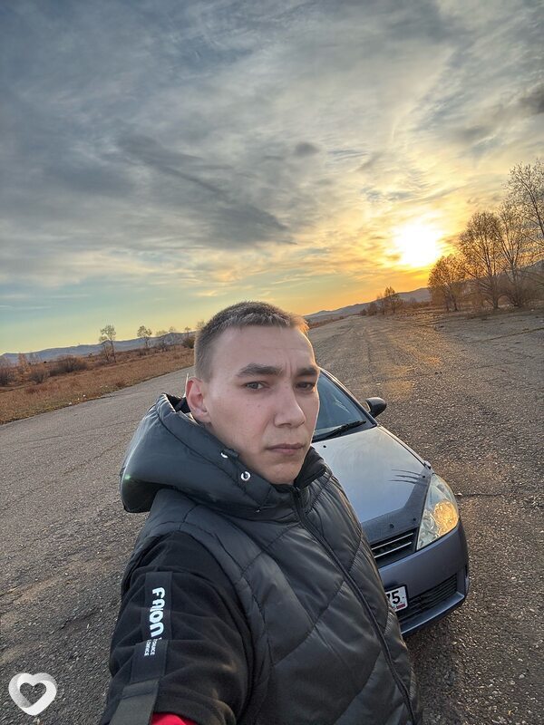 Иван, 27, Волновахе — анкета №1548475