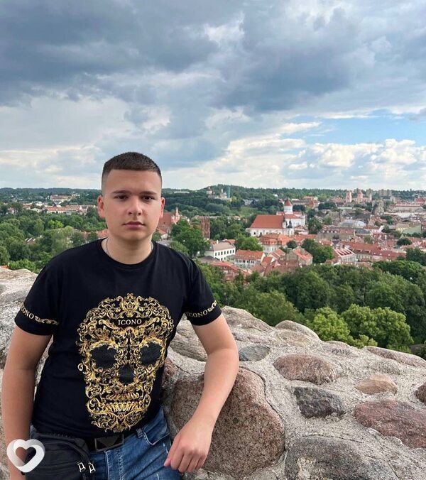 Eduard, 20, Варшава — анкета №1549241