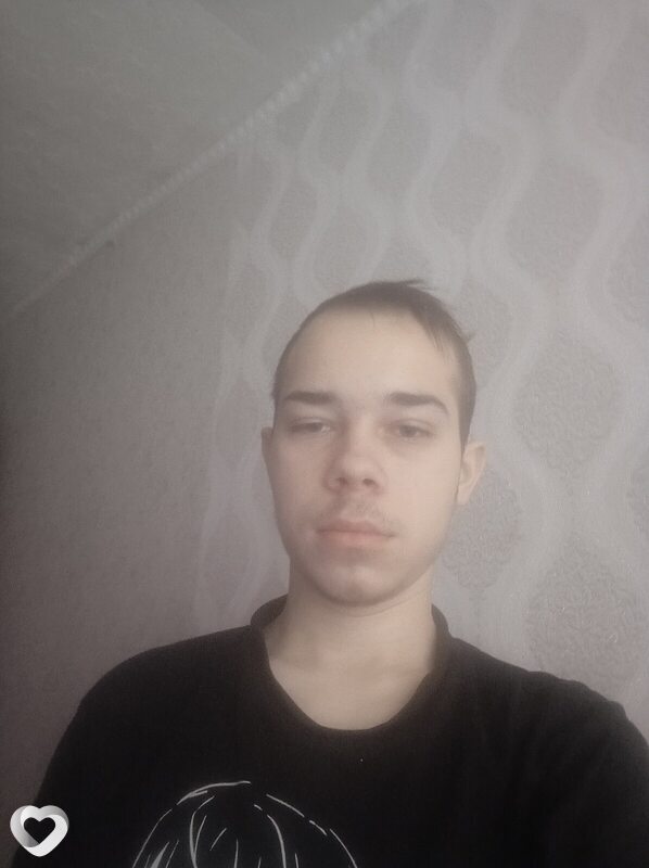 Павел, 20, Омске — анкета №1549319
