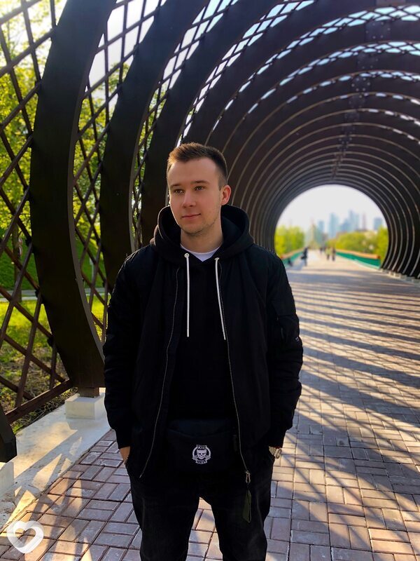 Артём, 25, Москве — анкета №1550443