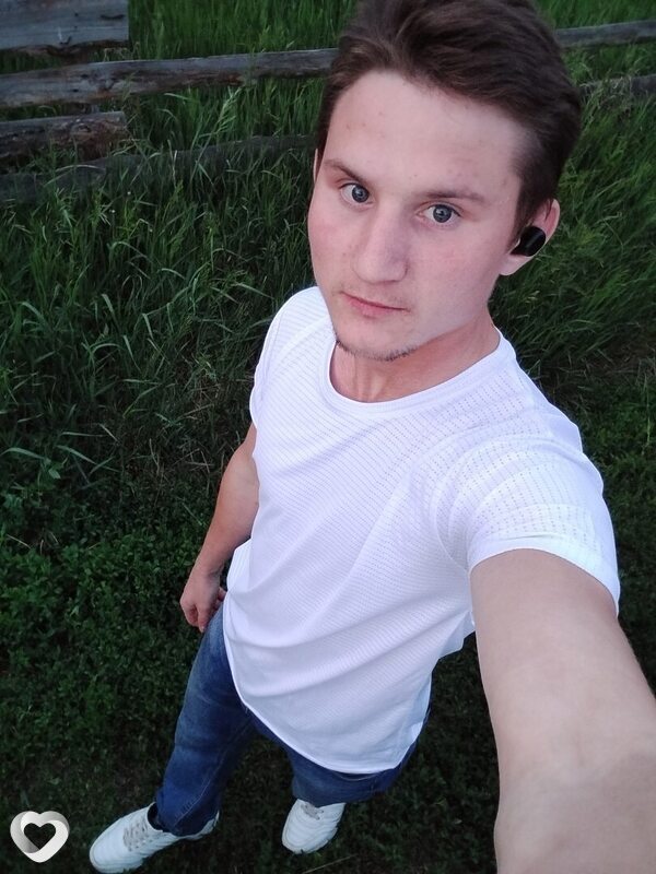 Максим, 24, Бердске — анкета №1550452