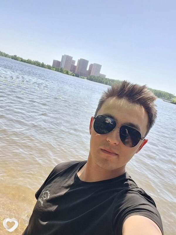 Макс, 24, Москве — анкета №1551045