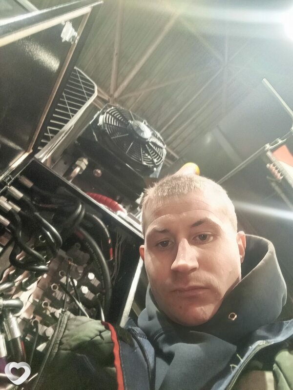 Анатолий, 27, Смоленске — анкета №1551073