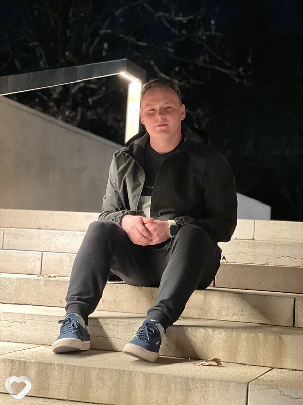 Дима, 28, Краснодаре — анкета №1551198