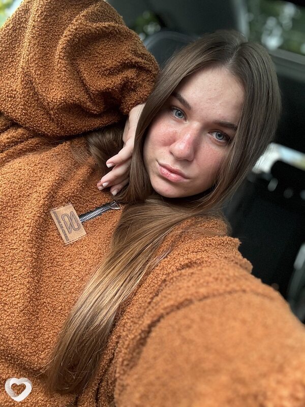 Алена, 27, Армавире — анкета №1551274