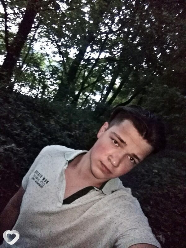 Алексей, 23, Костюковичах — анкета №1551523