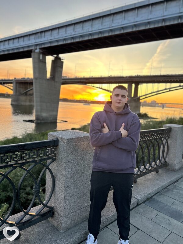 Паша, 22, Киселевске — анкета №1551570