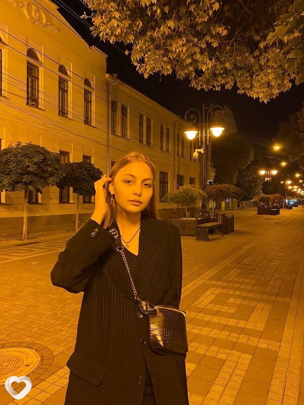 Лера, 20, Саянске — анкета №1552867