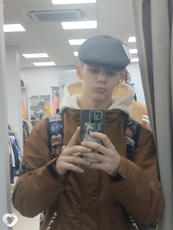 Иван, 19, Омске — анкета №1553758