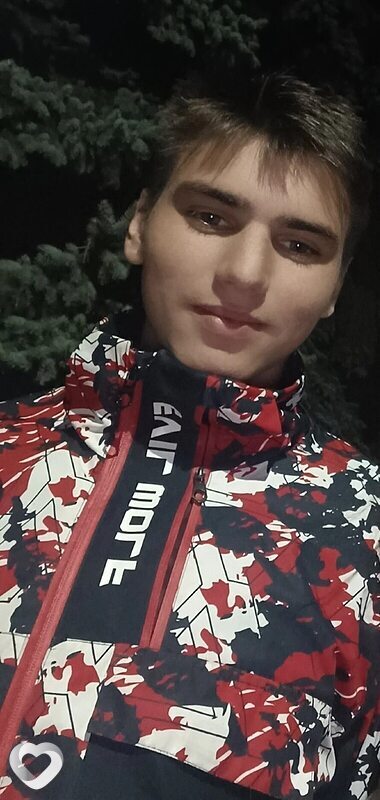 Кирилл, 19, Брянске — анкета №1553450