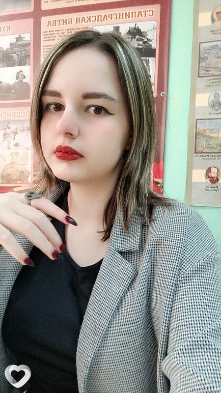 Екатерина, 21, Омске — анкета №1554729