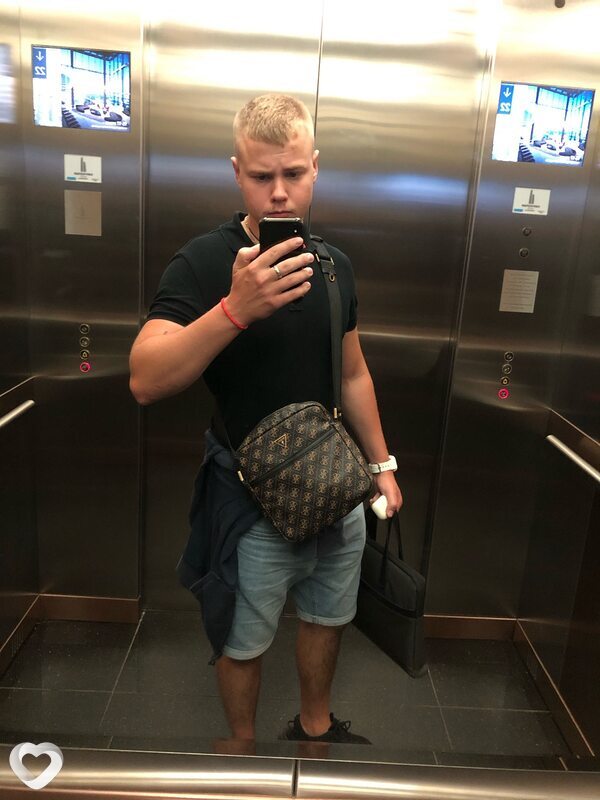 Алексей, 23, Барнауле — анкета №1557405